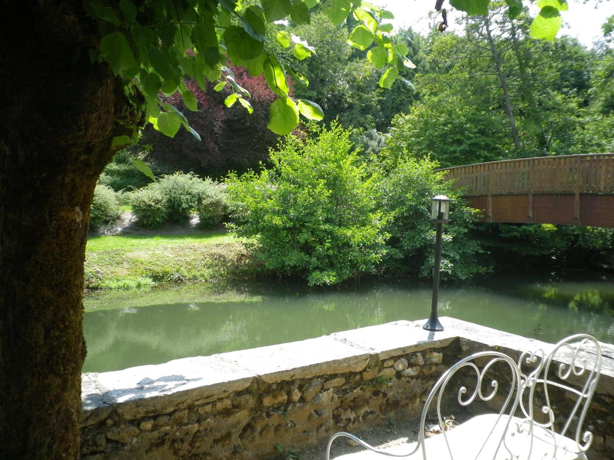 Hôtel-Restaurant Ricordeau Loué Exterior foto